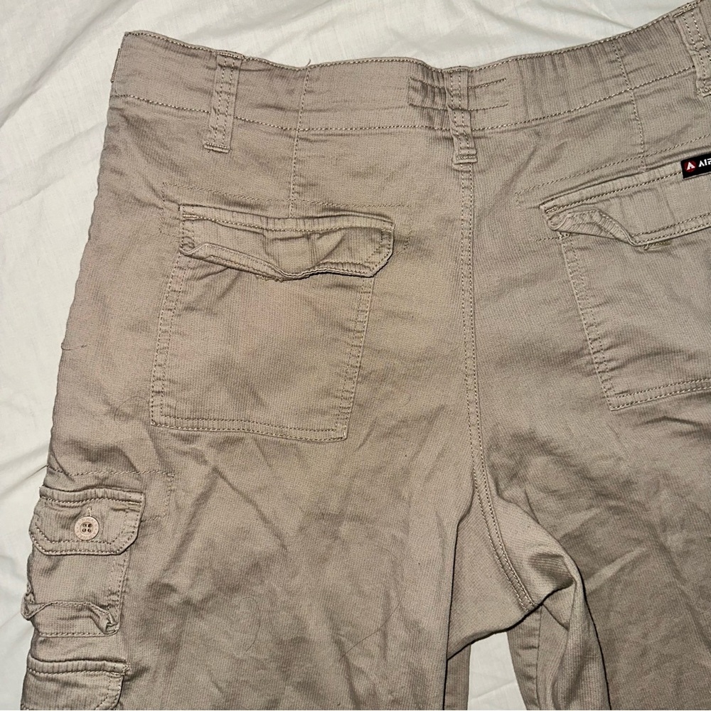 Men’s Y2K Cargo AIRWALK Shorts! Tan Cargo Shorts for Men - Picture 11 of 16